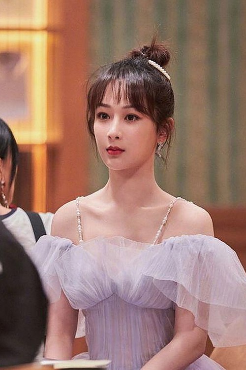 海角大神的秘密生活：从保护姐姐到复杂情感的微妙变化