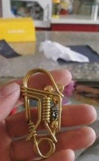 吃瓜表情包火爆背后：娱乐圈焦点变迁与网络文化交织