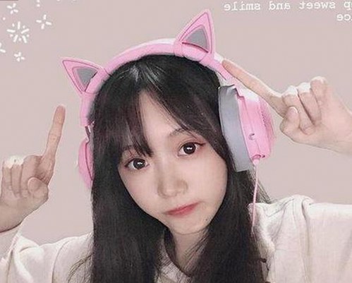 从甜蜜瓜田到狂欢盛宴：娱乐圈多端访问的吃瓜新视角