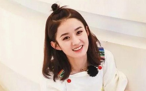 网红反差视频引热议，明星私下生活曝光引发网友讨论